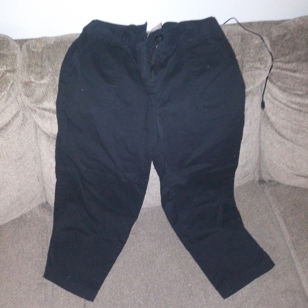 Capris - Picture 3 of 3
